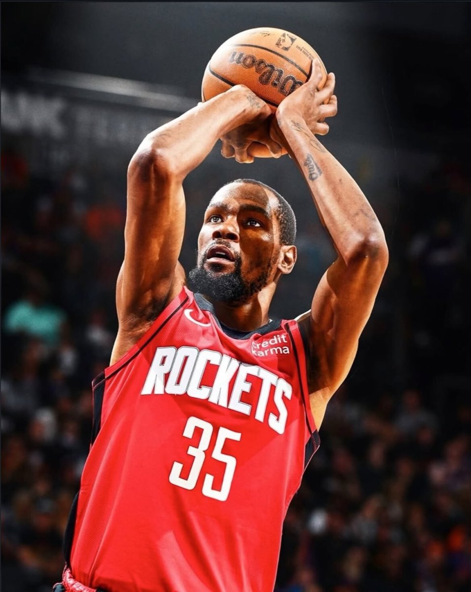 曼联球员状态回暖，连续进球（曼联多将找回状态，连场建功）