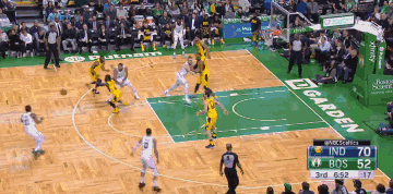 阿莫林：B费采访前有和俱乐部沟通，球队离英超冠军不会太远（阿莫林：B费采访前已与俱乐部沟通，球队距离英超冠军并不遥远）