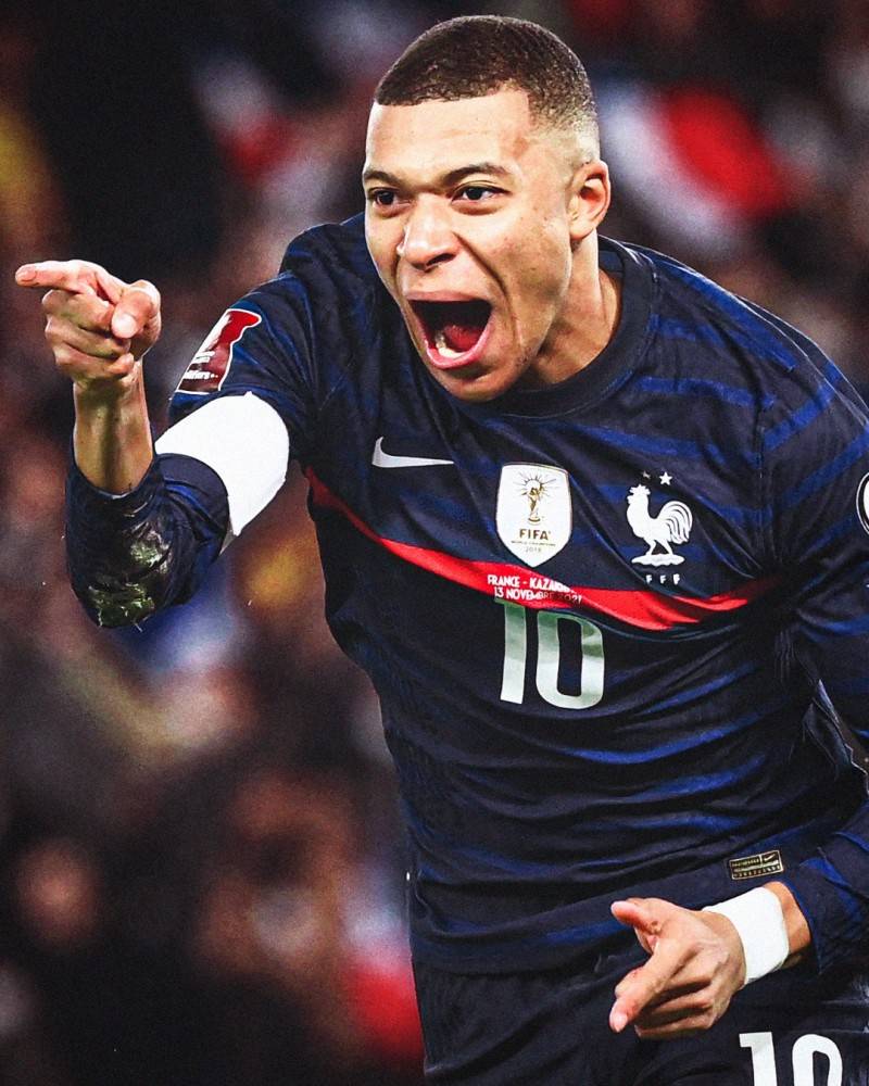 篮球NBA球员续约消息频传（NBA球员续约消息不断）