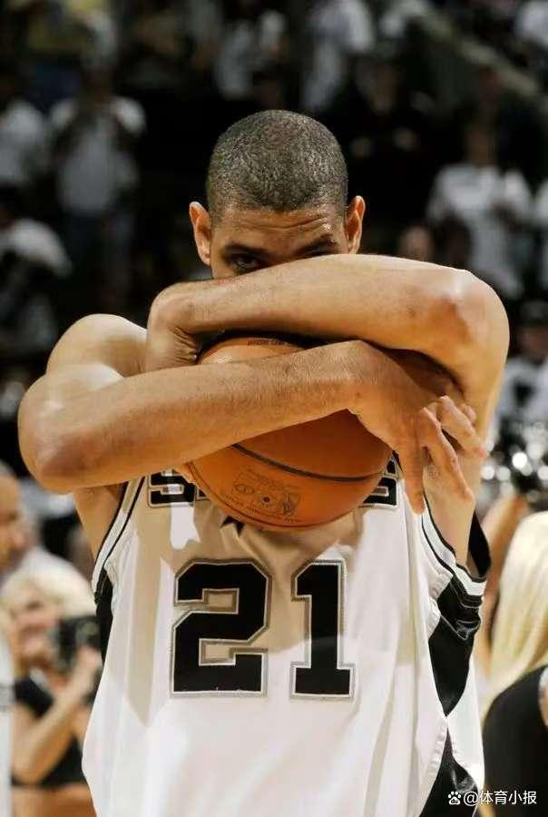 东契奇的多面手实力解析（东契奇全能实力深度解读）