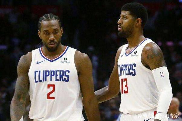 半场数据：葡萄牙控球率接近八成，狂射17脚（半场战况：葡萄牙控球近八成，17次射门猛攻）