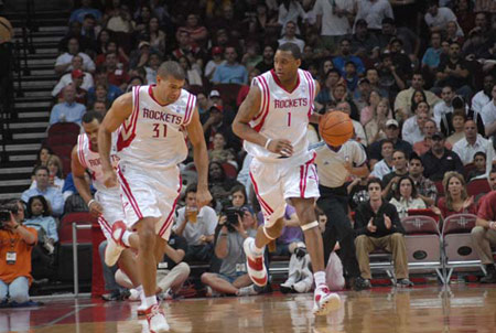 本世纪德甲戴帽数前10：莱万384场16次第1，凯恩76场10次第3（本世纪德甲帽子戏法榜前十：莱万384战16帽居首，凯恩76战10帽第三）