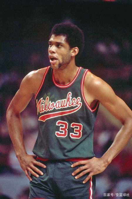 6场欧冠输掉2场，阿隆索成皇马6年来最快吃2欧冠败仗教练（6场欧冠就输两场，阿隆索成为皇马近6年最快吞下两次欧冠失利的主帅）